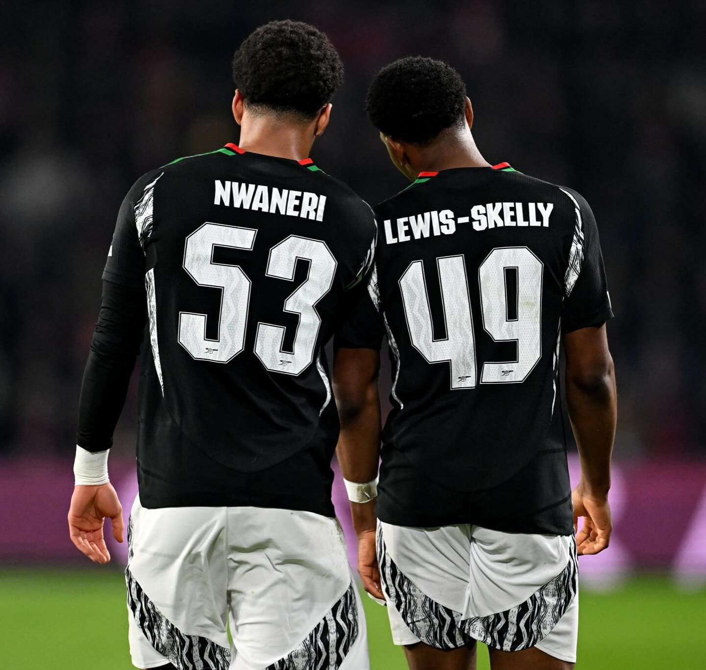 清晨托特纳姆调整名单以备英超，主帅复盘环节打磨，引发热议，更衣室氛围转暖的简单介绍-爱游戏app